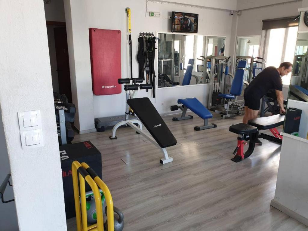 הרסוניסוס Porto Plazza Hotel מראה חיצוני תמונה