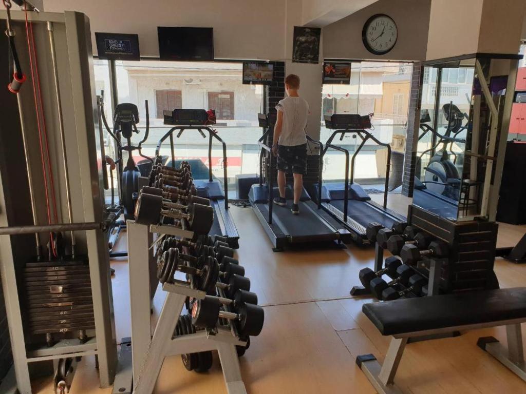 הרסוניסוס Porto Plazza Hotel מראה חיצוני תמונה