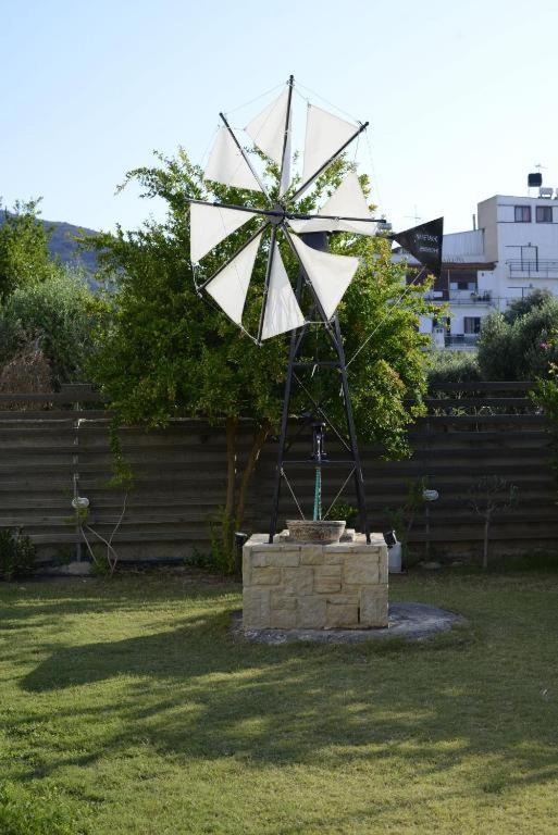 הרסוניסוס Porto Plazza Hotel מראה חיצוני תמונה